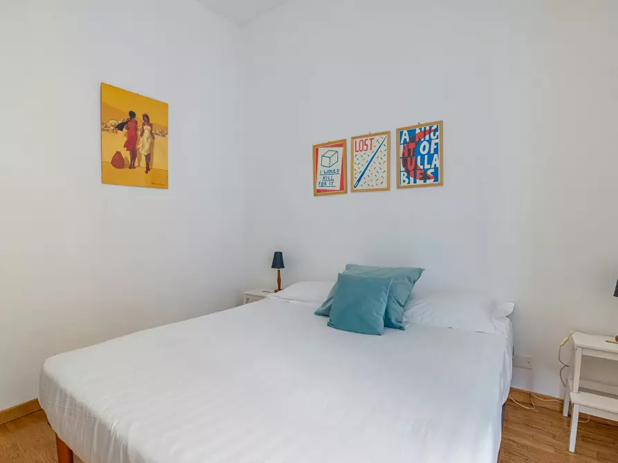 Immagine 3 di Casa indipendente in affitto  in Via degli Ombrellari a Roma