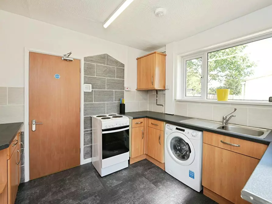 Immagine 6 di Casa indipendente in affitto  in Caldbeck Close a Bristol