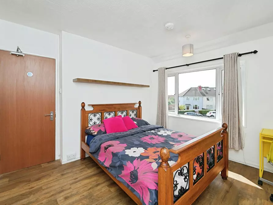 Immagine 9 di Casa indipendente in affitto  in Caldbeck Close a Bristol