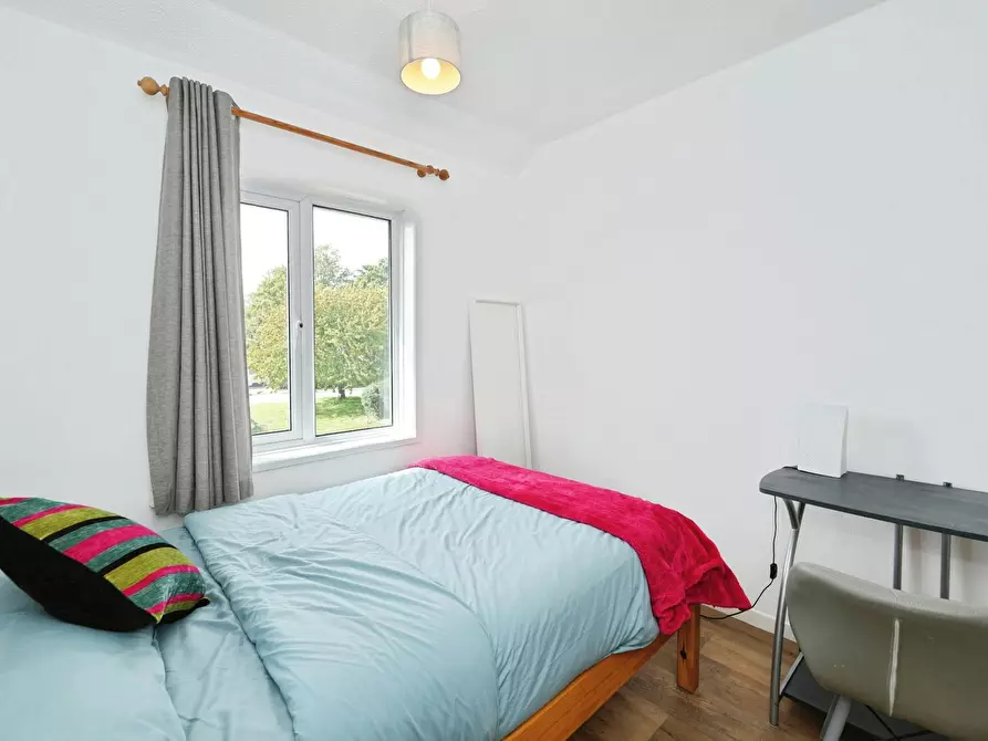 Immagine 10 di Casa indipendente in affitto  in Caldbeck Close a Bristol