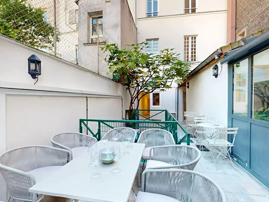 Immagine 6 di Camera in affitto  in Rue des Dames a Paris 17