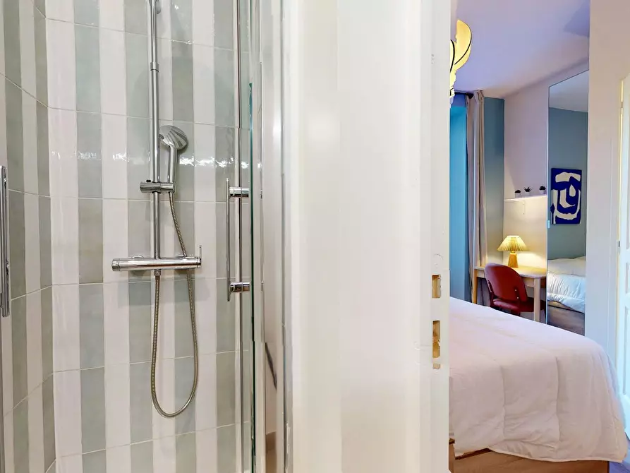 Immagine 8 di Camera in affitto  in Rue des Dames a Paris 17