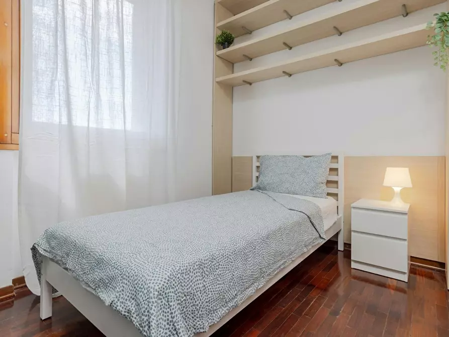 Immagine 2 di Camera in affitto  in Via Urbino a Padova