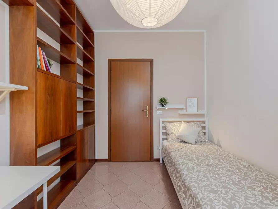 Immagine 4 di Camera in affitto  in Via Urbino a Padova