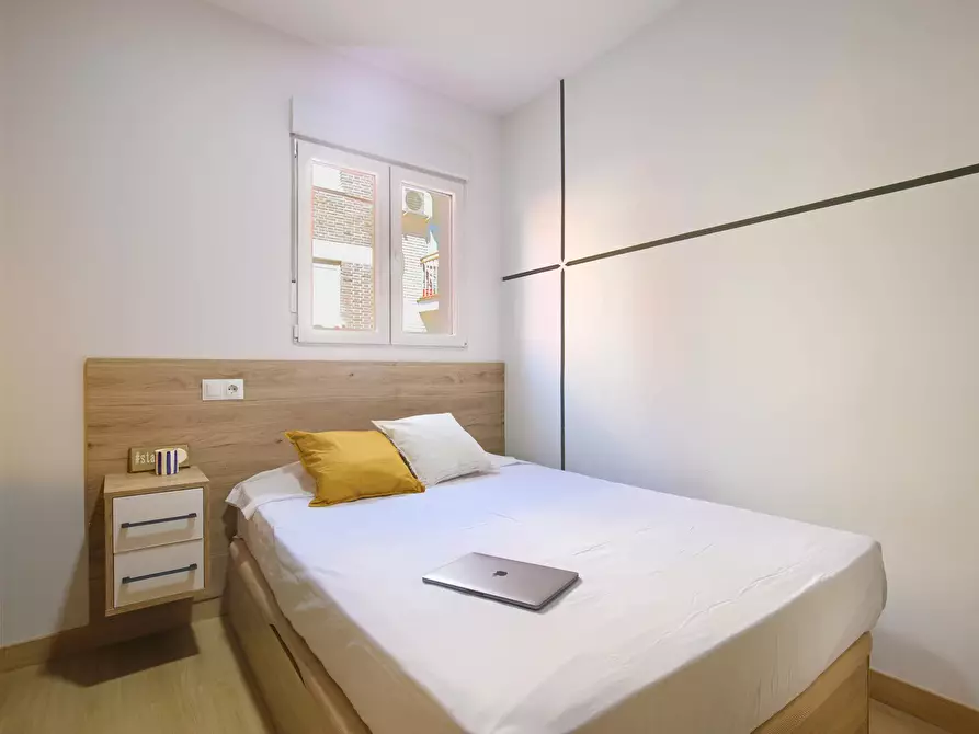 Immagine 2 di Camera in affitto  in Calle Porthos a Madrid