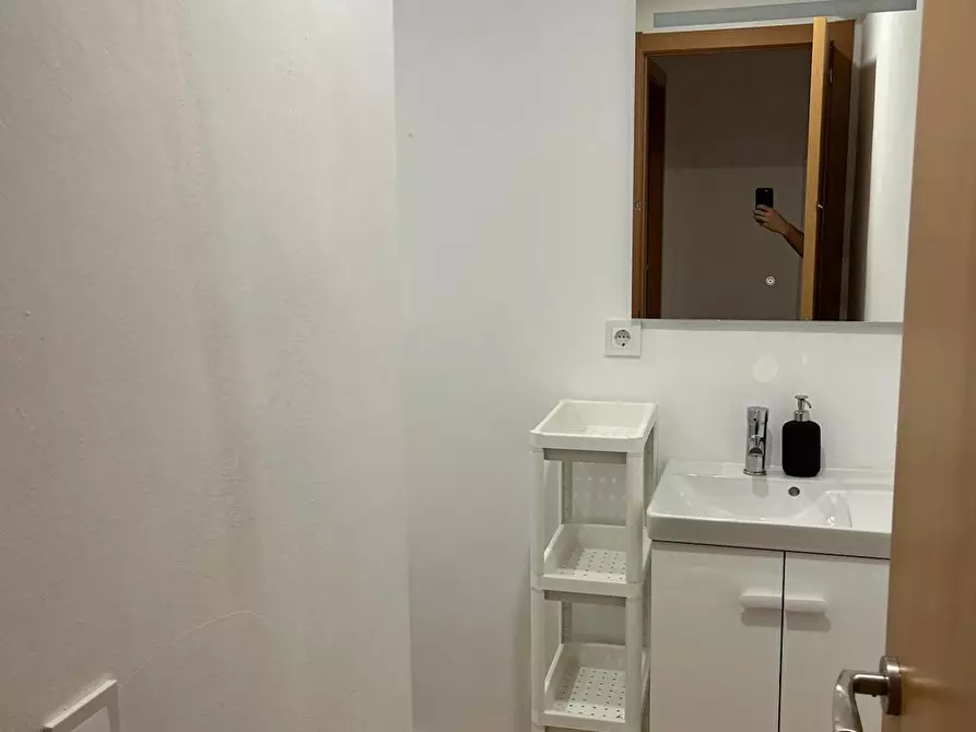 Immagine 9 di Camera in affitto  in Carrer del Calvari a Catarroja
