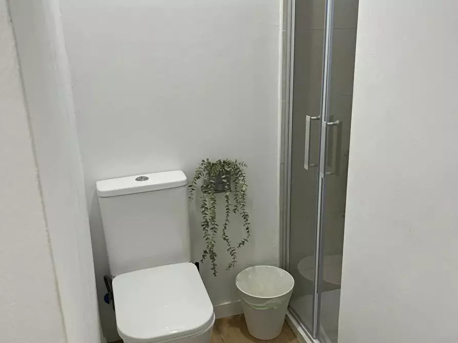 Immagine 7 di Camera in affitto  in Carrer del Calvari a Catarroja
