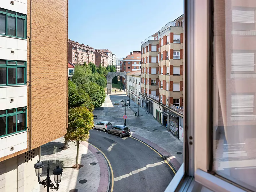 Immagine 2 di Camera in affitto  in Calle Arquitecto Tioda a Oviedo