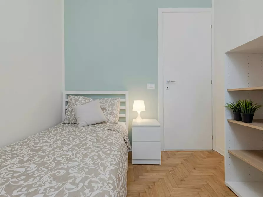 Immagine 4 di Camera in affitto  in Via Giovanni Pascoli a Padova