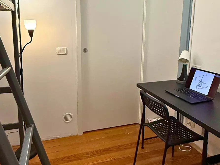 Immagine 6 di Camera in affitto  in Via Carlo Castelnuovo delle Lanze a Torino