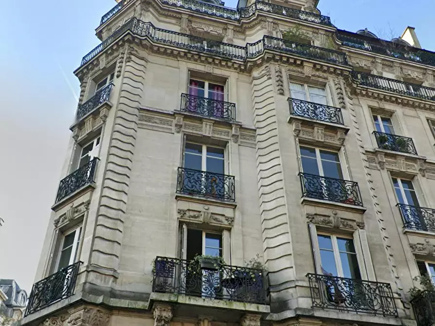 Immagine 2 di Appartamento in affitto  in Rue Pierre Haret a Paris