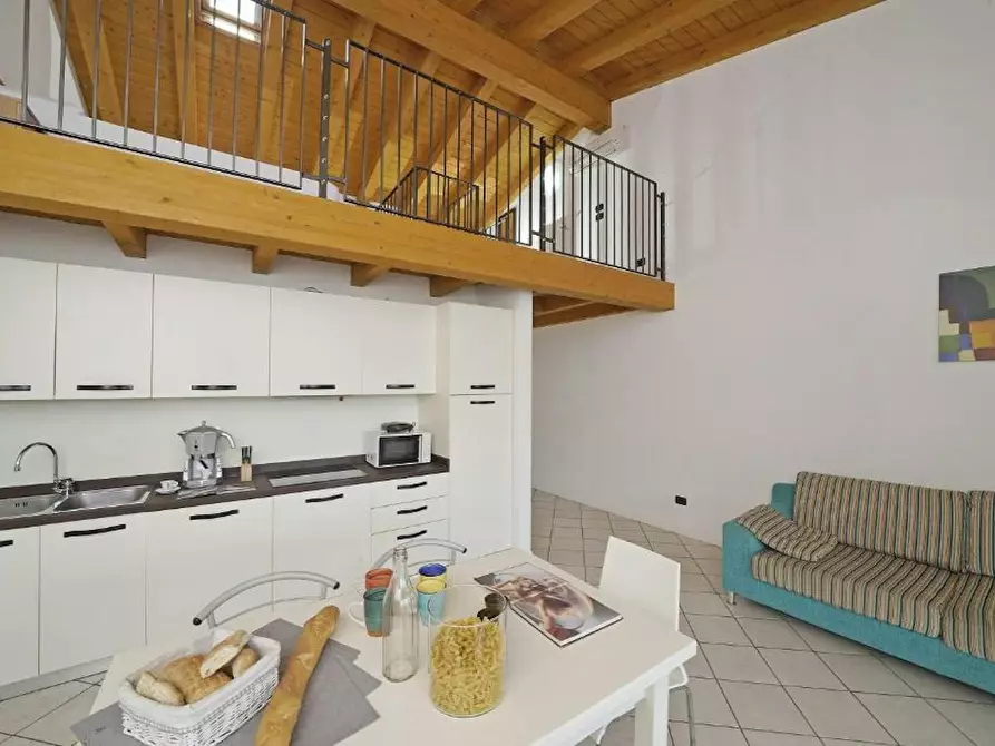 Immagine 9 di Appartamento in affitto  in Strada Provinciale 39 a Desenzano Del Garda