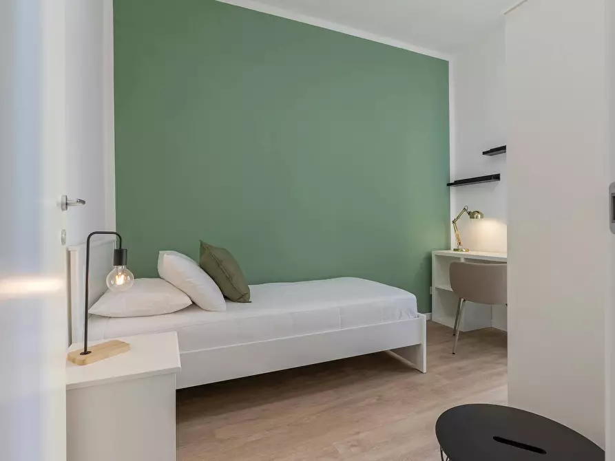 Immagine 3 di Camera in affitto  in Via Mario Ulivelli a Firenze