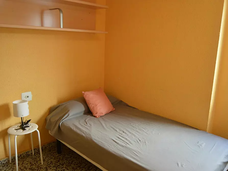 Immagine 7 di Appartamento in affitto  in Carrer dels Sants Just i Pastor a Valencia
