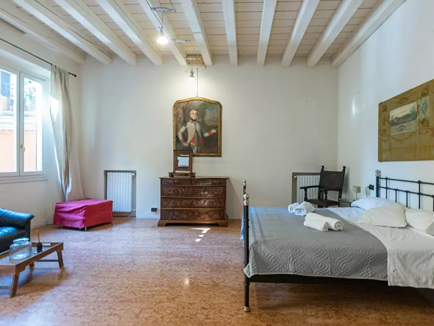 Immagine 3 di Camera in affitto  in Via del Carro a Bologna