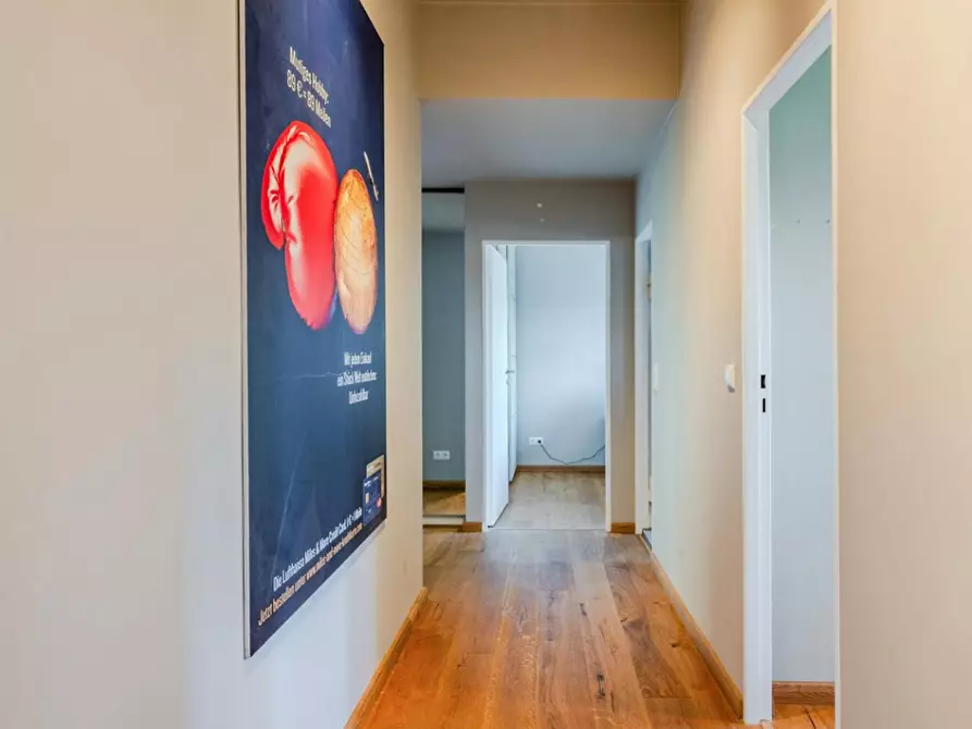 Immagine 6 di Appartamento in affitto  in Heilmannring a Berlin