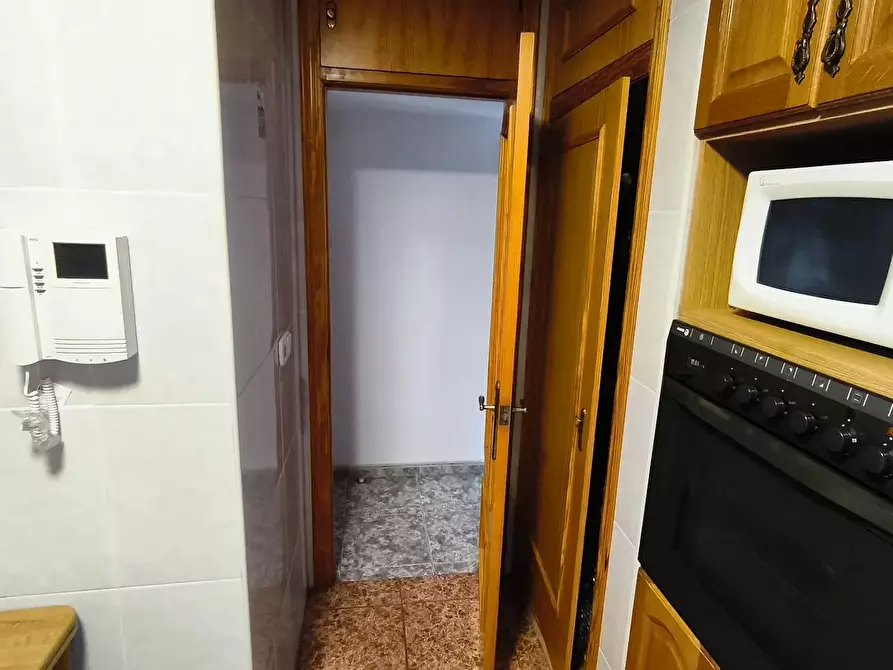 Immagine 4 di Camera in affitto  in Carrer de Gran Canària a Valencia