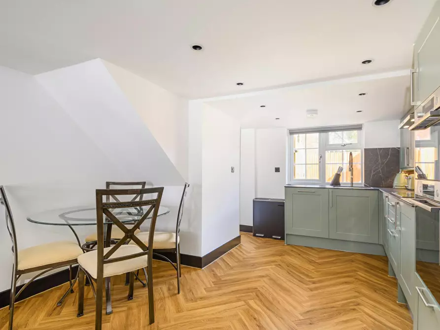 Immagine 5 di Casa indipendente in affitto  in High Street a Redbourn