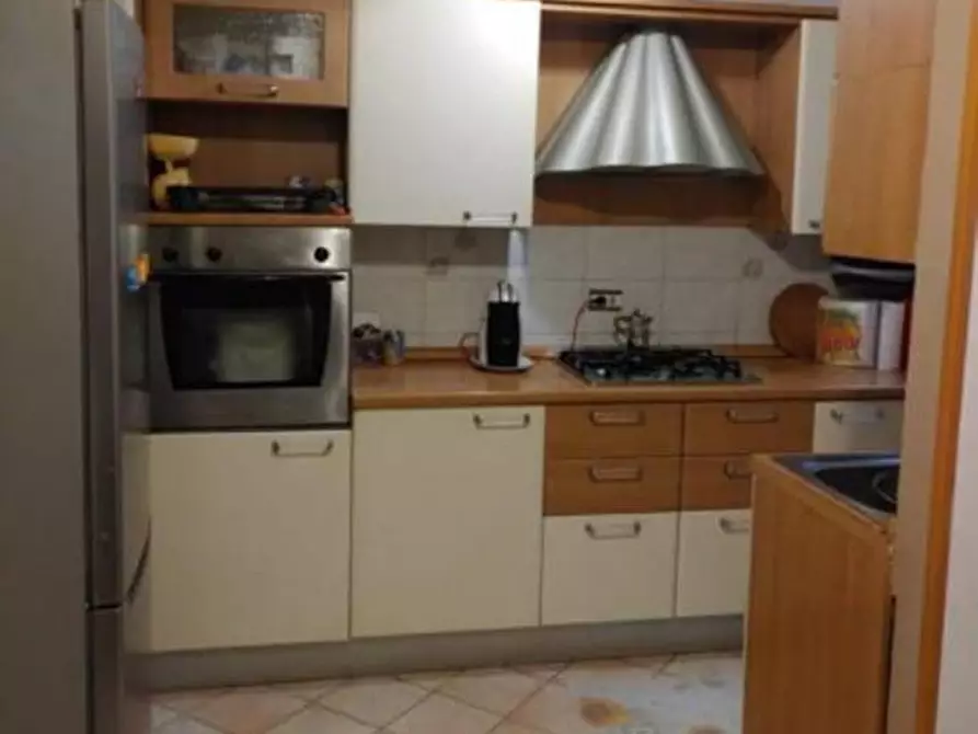 Immagine 8 di Camera in affitto  in Via San Severo a Capodimonte a Napoli