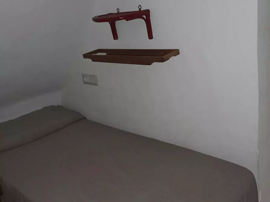 Immagine 3 di Camera in affitto  in Via San Severo a Capodimonte a Napoli