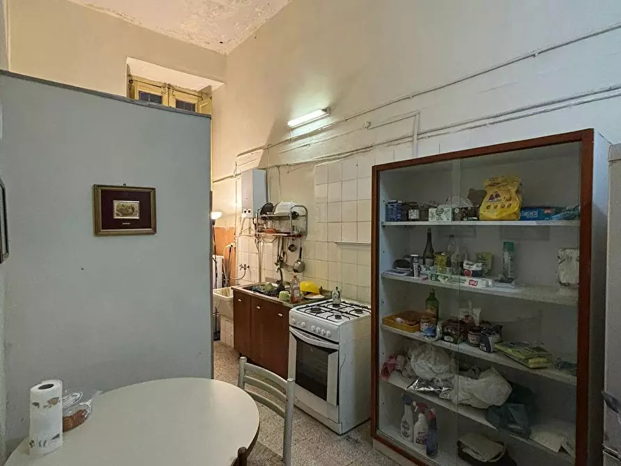 Immagine 6 di Camera in affitto  in Piazza Dante a Napoli