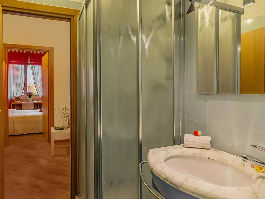 Immagine 9 di Camera in affitto  in Via Luigi Gordigiani a Firenze