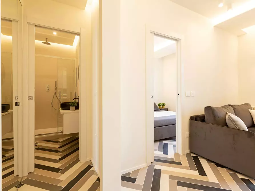 Immagine 4 di Appartamento in affitto  in Via Accademia a Milano
