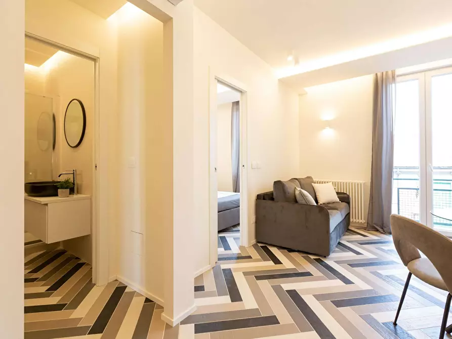 Immagine 3 di Appartamento in affitto  in Via Accademia a Milano