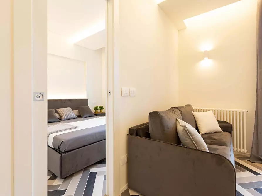 Immagine 7 di Appartamento in affitto  in Via Accademia a Milano