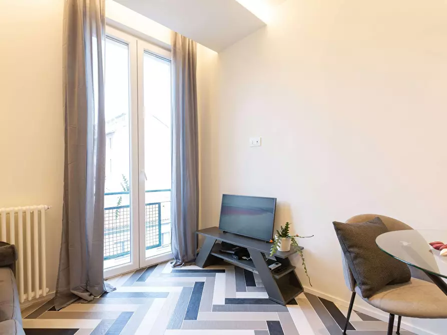 Immagine 8 di Appartamento in affitto  in Via Accademia a Milano