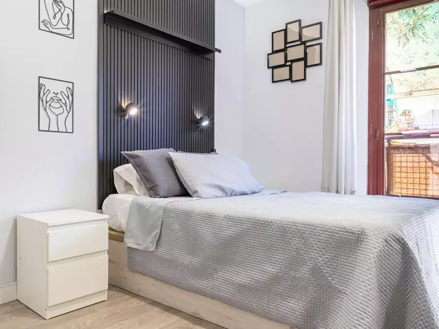 Immagine 1 di Camera in affitto  in Calle de la Constitución a Alcobendas