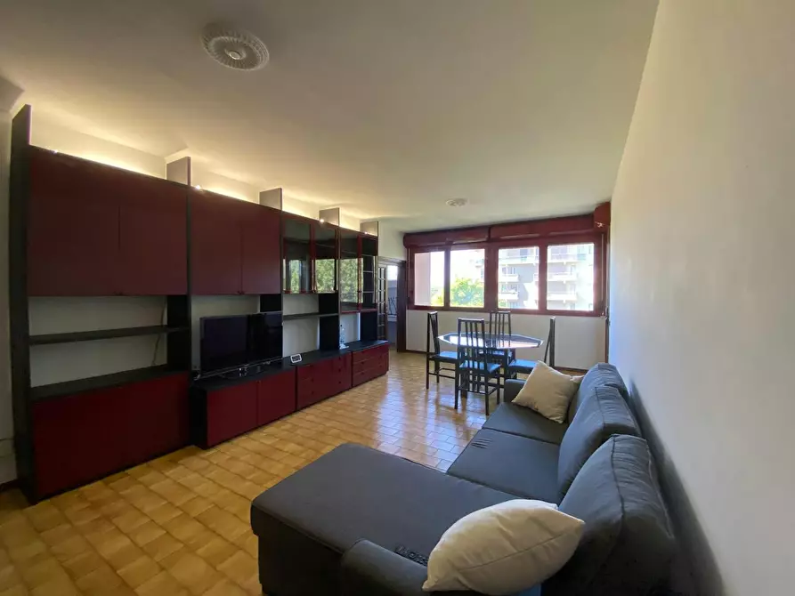 Immagine 10 di Camera in affitto  in Via Piemonte a Firenze