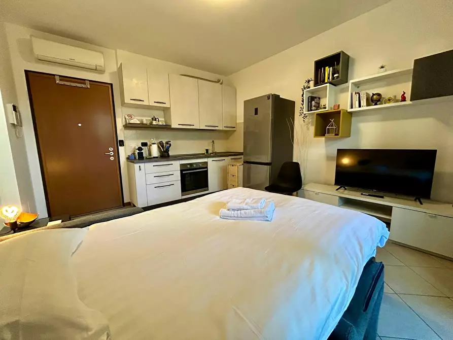 Immagine 10 di Appartamento in affitto  in Via dei Carafa a Milano