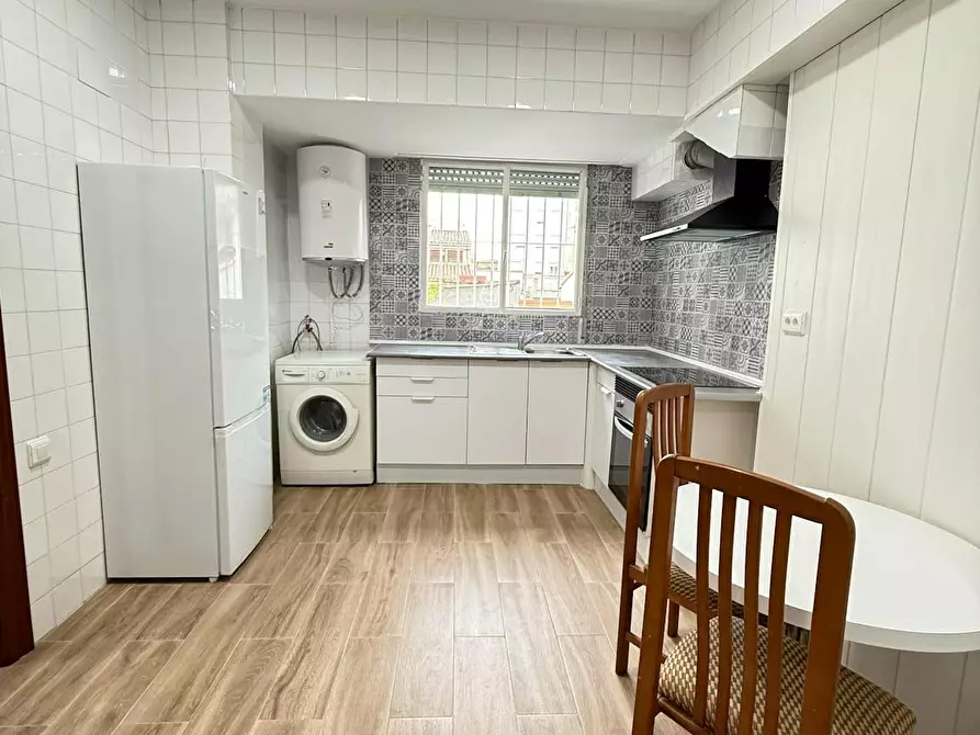 Immagine 4 di Camera in affitto  in Carrer de Sant Vicent a Castellon De La Plana/Castello De La Pla