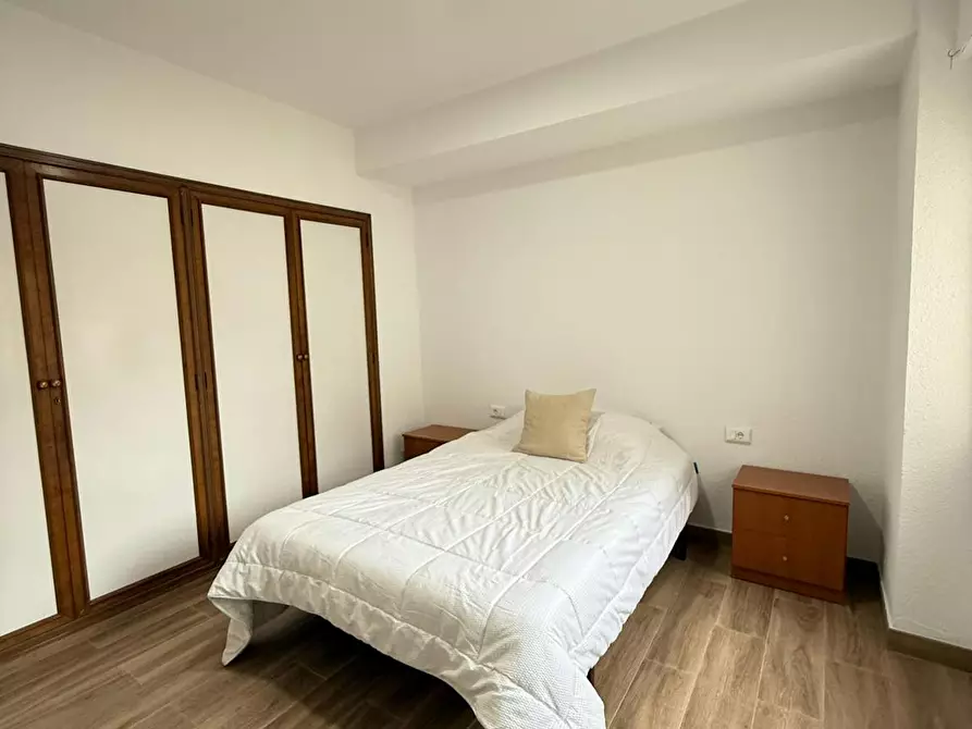 Immagine 2 di Camera in affitto  in Carrer de Sant Vicent a Castellon De La Plana/Castello De La Pla