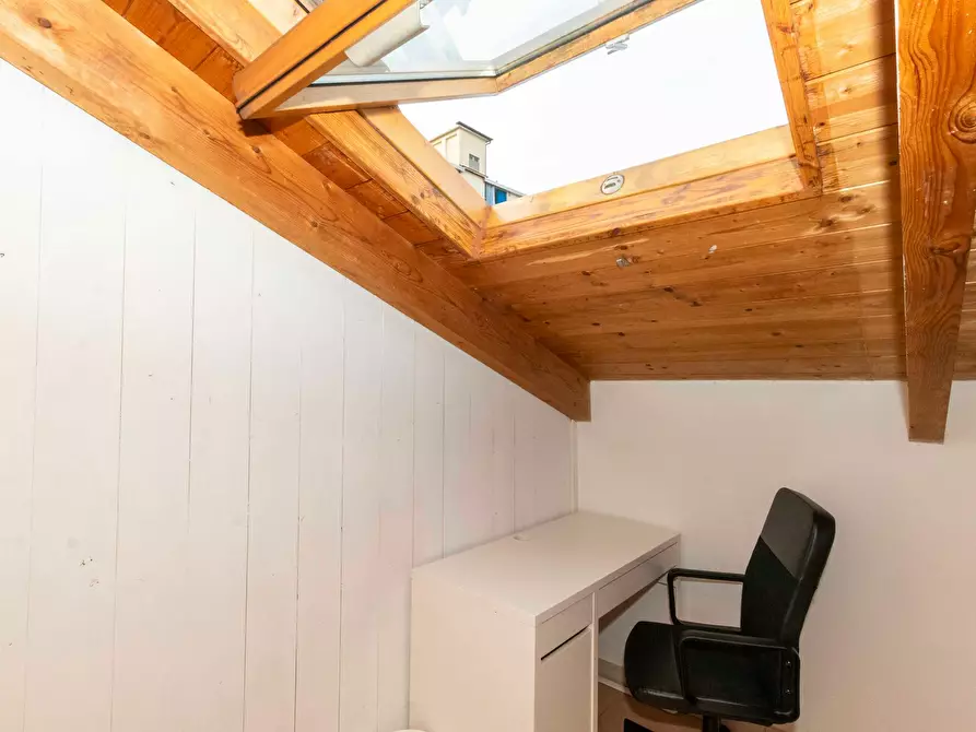 Immagine 6 di Camera condivisa in affitto  in Via Pollenzo a Torino