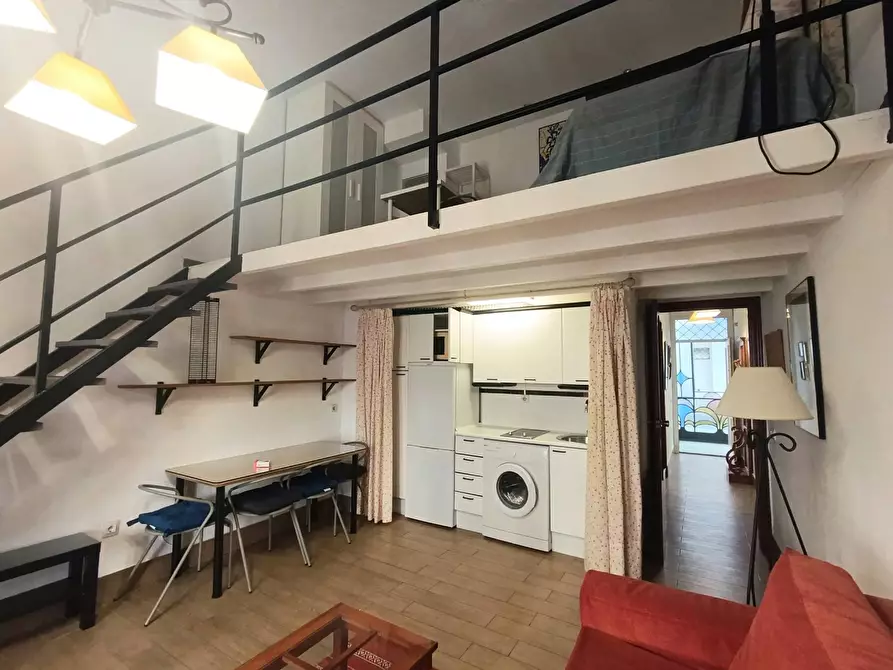 Immagine 2 di Appartamento in affitto  in Calle Alfonso XII a Sevilla