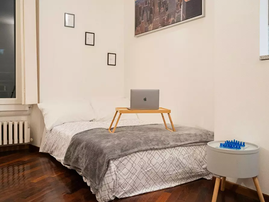 Immagine 7 di Appartamento in affitto  in Piazza Arnoldo Mondadori a Milano