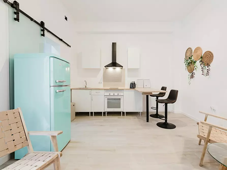 Immagine 1 di Camera in affitto  in Carrer d' Antonio Ponz a Valencia