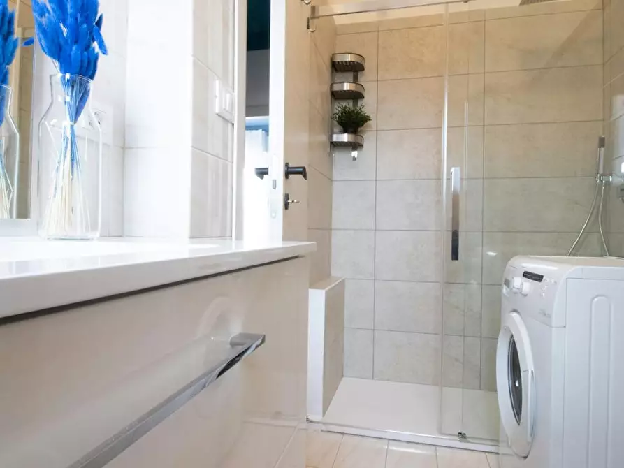 Immagine 5 di Camera in affitto  in Via Contardo Ferrini a Pavia