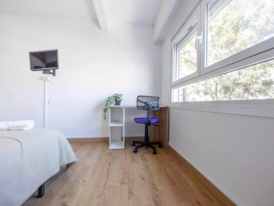 Immagine 3 di Camera in affitto  in Carrer d'Alemany a Valencia