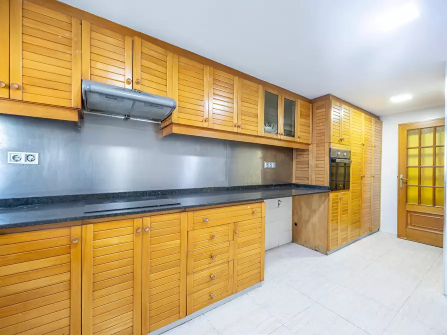 Immagine 9 di Camera in affitto  in Carrer d'Alemany a Valencia