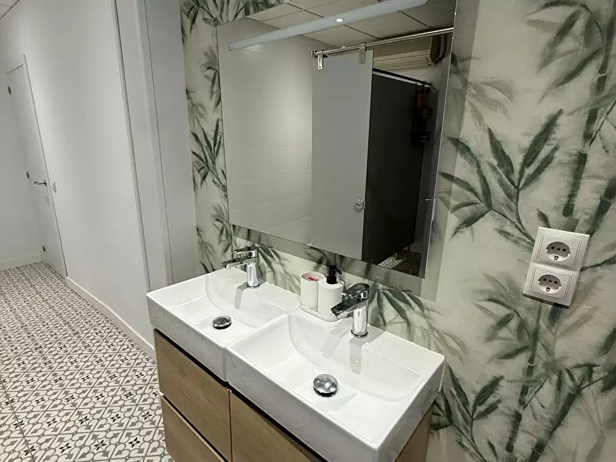 Immagine 6 di Camera in affitto  in Calle de el Algabeño a Madrid