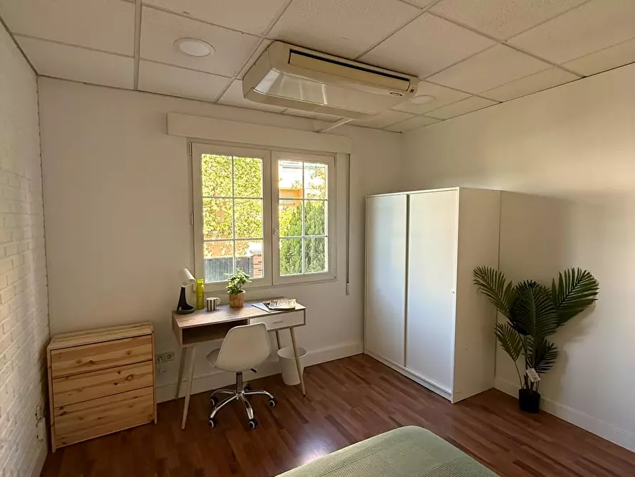 Immagine 2 di Camera in affitto  in Calle de el Algabeño a Madrid