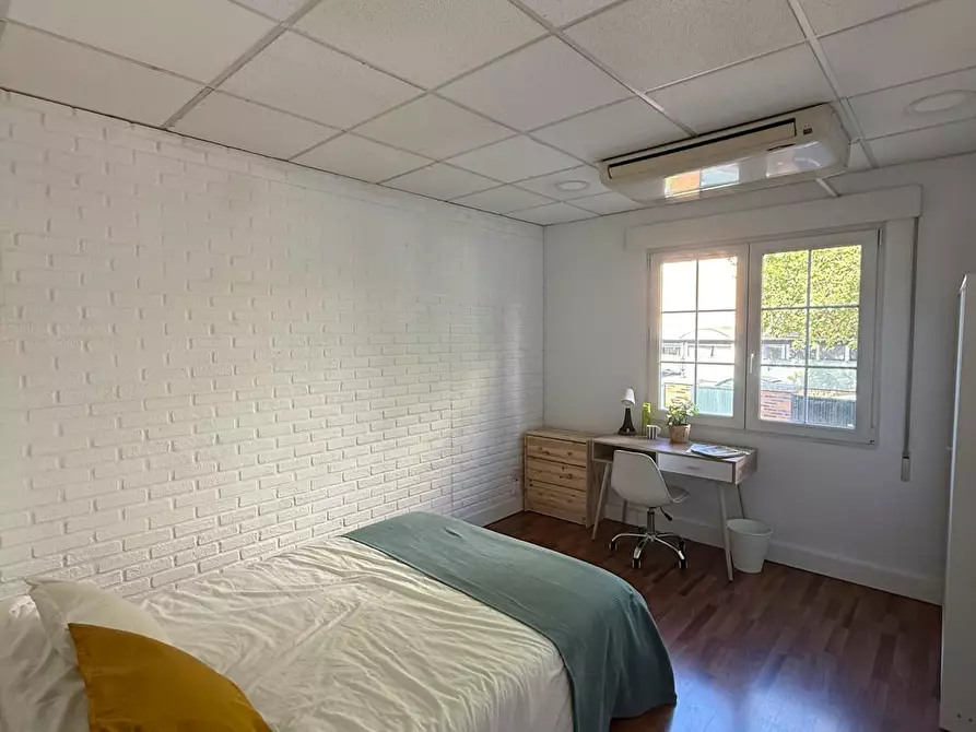 Immagine 3 di Camera in affitto  in Calle de el Algabeño a Madrid