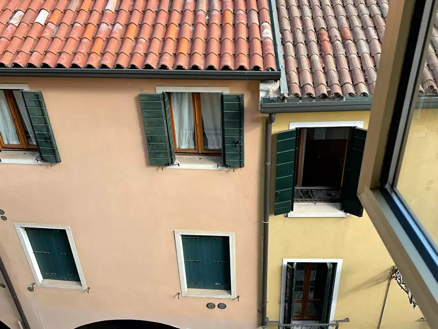 Immagine 10 di Camera in affitto  in Via Savonarola a Padova