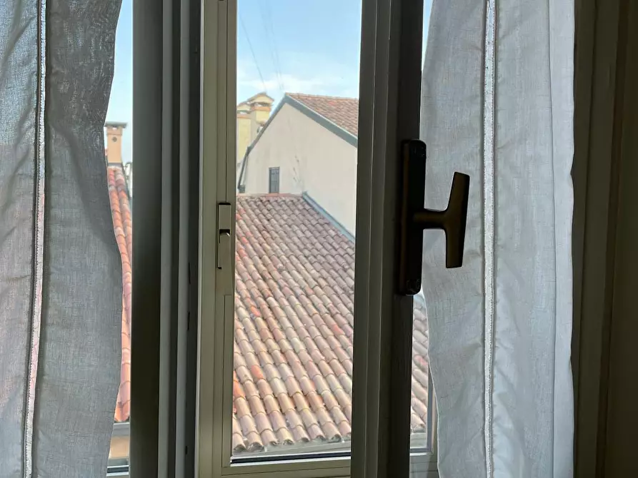 Immagine 6 di Camera in affitto  in Via Savonarola a Padova