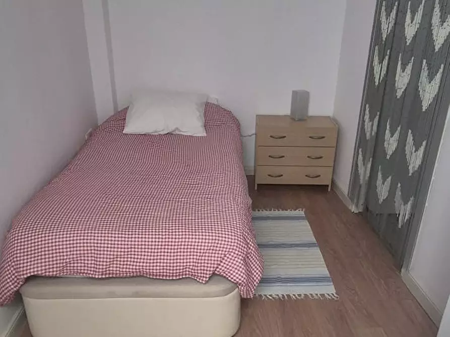 Immagine 5 di Appartamento in affitto  in Calle San Juan de los Reyes a Granada