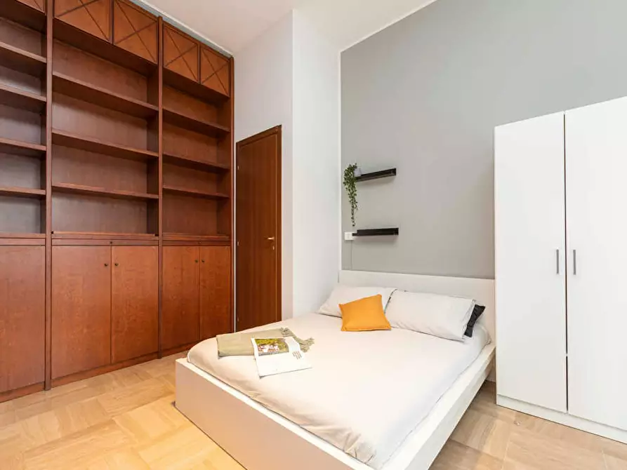 Immagine 5 di Camera in affitto  in Viale Emilio Caldara a Milano