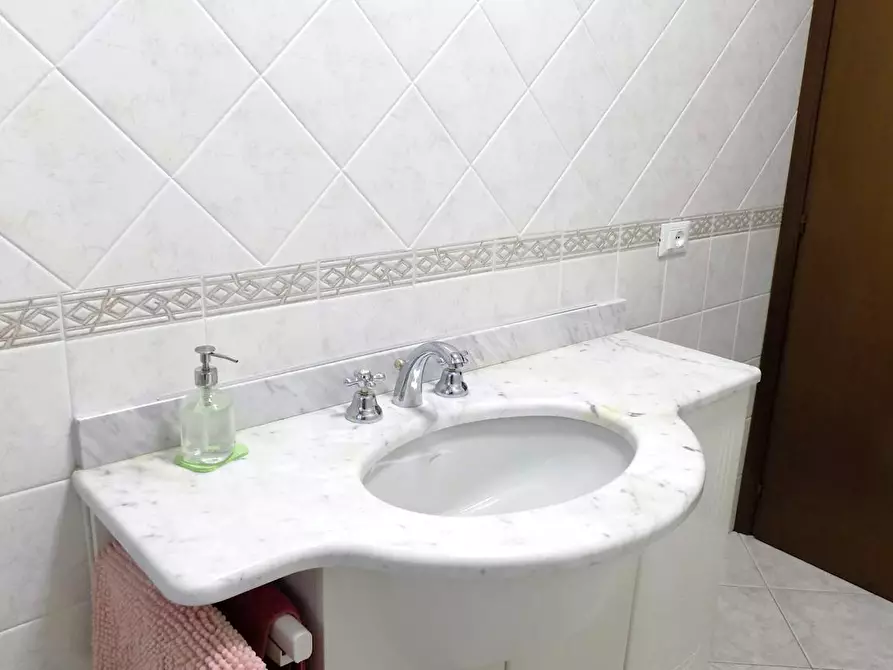 Immagine 10 di Camera in affitto  in Via Annibale Testa a Padova